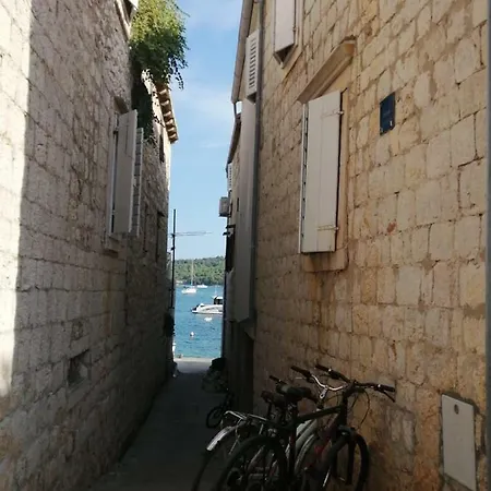 Apartament Maricin Vis